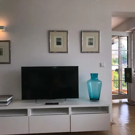 Apartament Ferienwohnung Direkt Am See *