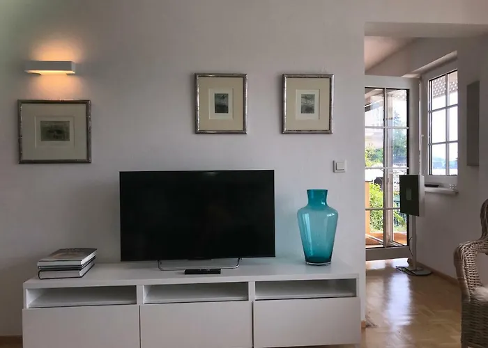 Apartament Ferienwohnung Direkt Am See *